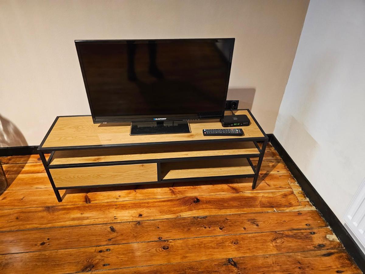 Alte Schule Apartment Zarska Ngoại thất bức ảnh